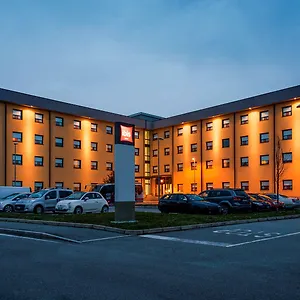 https://ibis-milano-malpensa-aeroporto.italymilanhotels.net